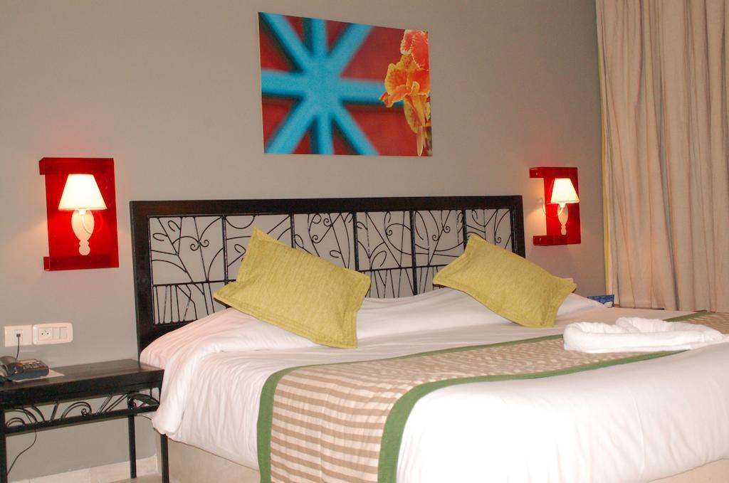Miramar Petit Palais Hotel Midoun Phòng bức ảnh